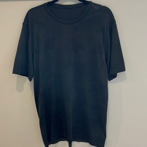 Mens Lululemon Short Sleeve Shirt